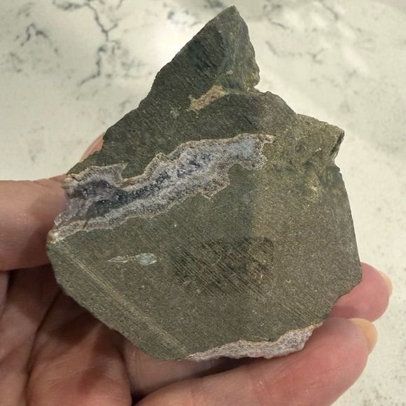 Amethyst Cut Base - Picture 6 of 6